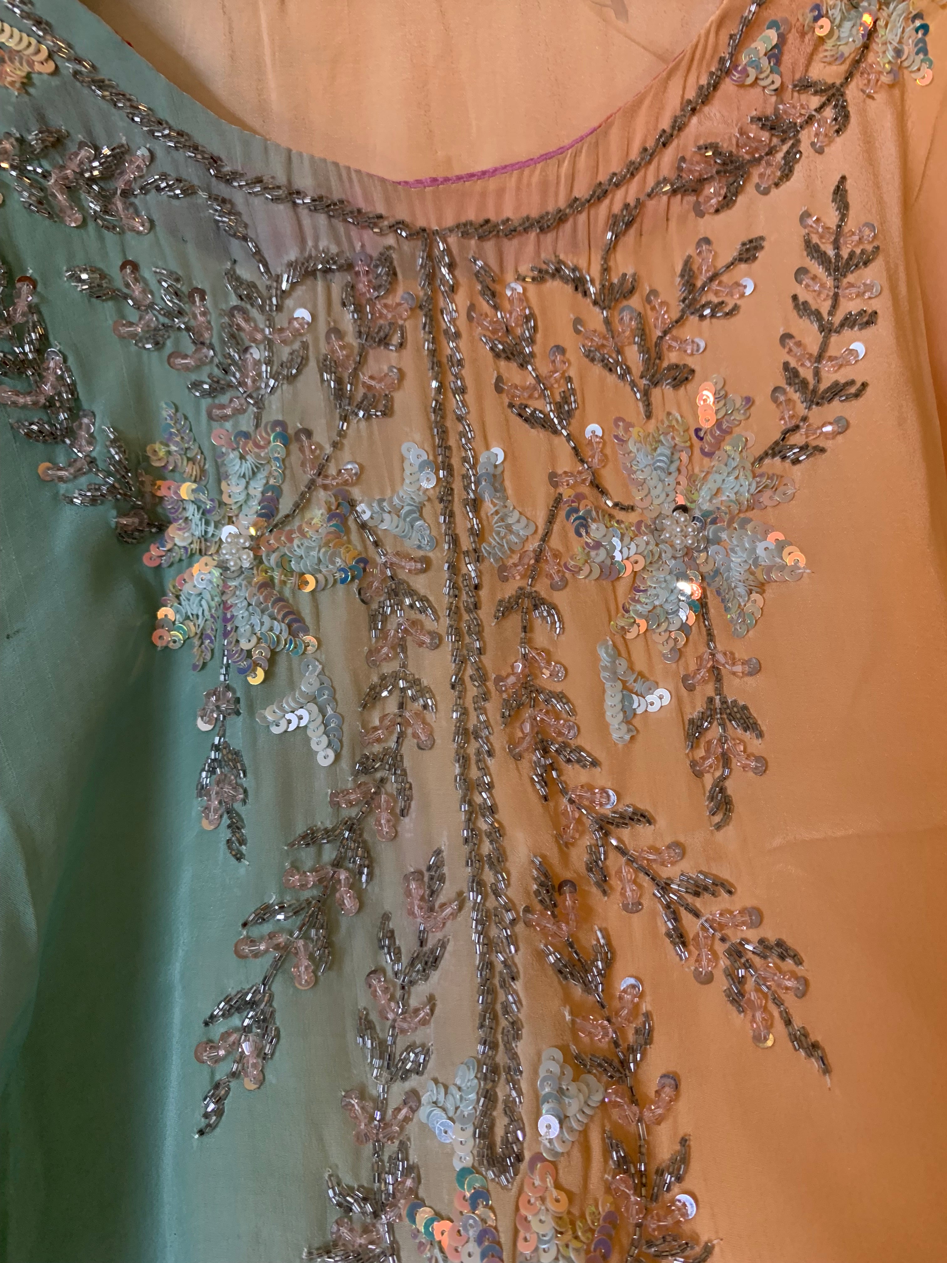 Zara Neckline KFT