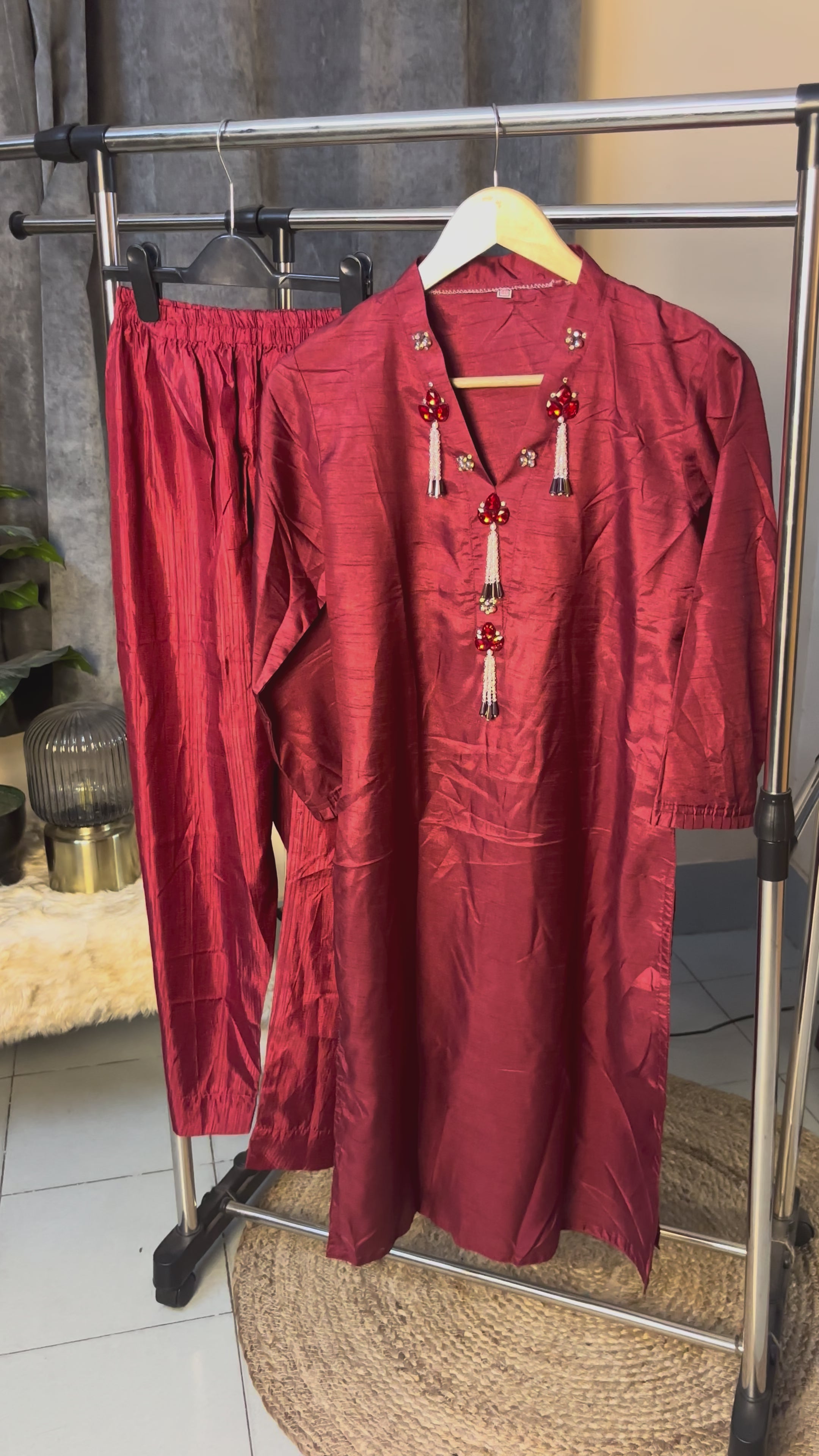 Showstopper Red